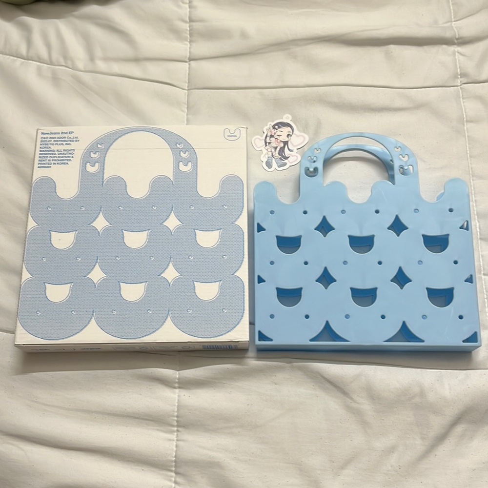 newjeans get up beach bunny bag album